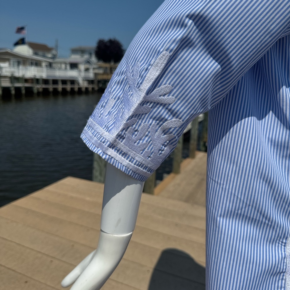 Blue and White Embroidered Tunic Top - Picture 7 of 15